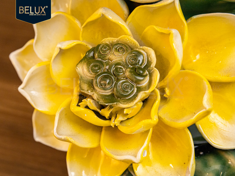 Chậu Lan Sen Tam Phúc mạ vàng 24k cao 35cm